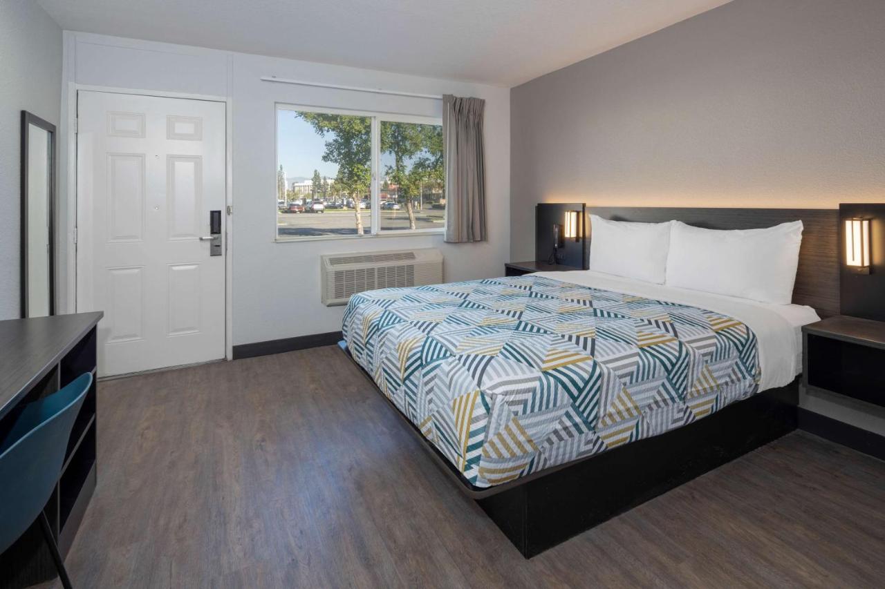 Motel 6-Fontana, Ca ภายนอก รูปภาพ