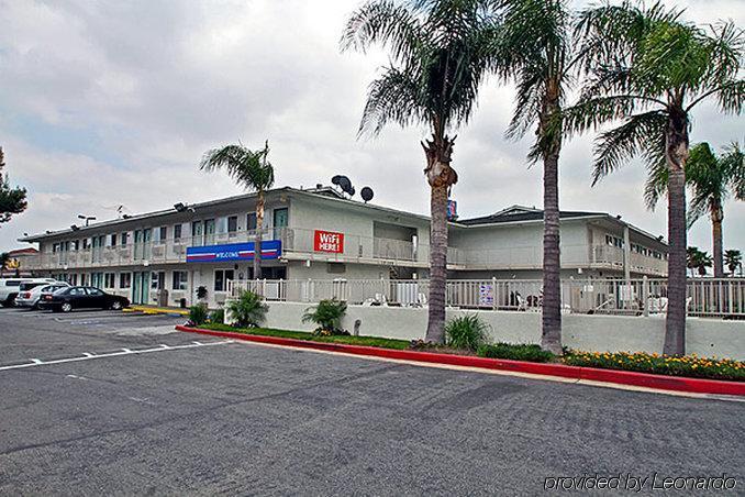Motel 6-Fontana, Ca ภายนอก รูปภาพ