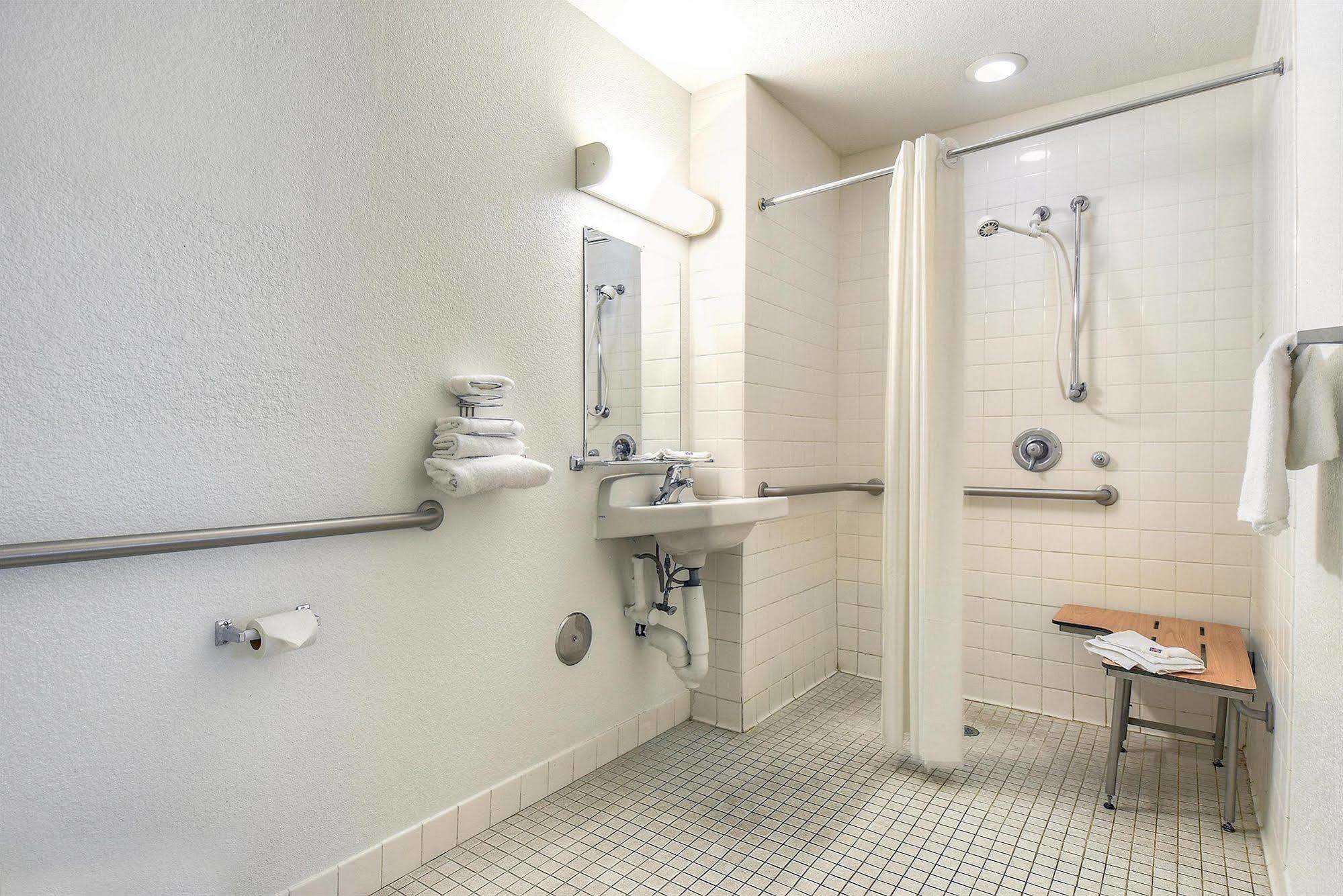 Motel 6-Fontana, Ca ภายนอก รูปภาพ